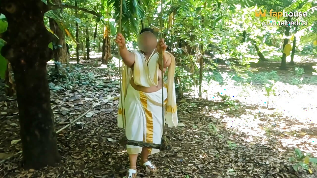 Kerala Style Traditional Set Mundu, Girl Getting Naked Outdoor Exposing Her Sexy Nude Body.