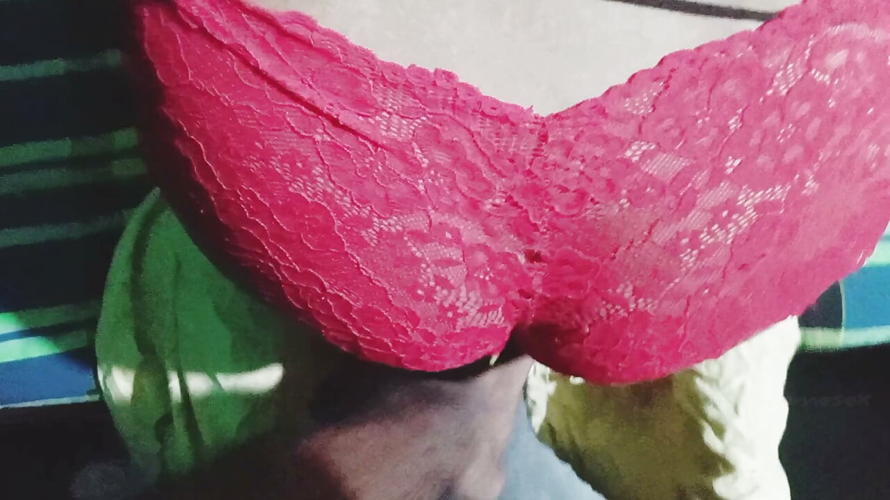 Indian Hot Muslim Wife sex With her servant