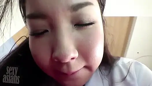 Cewek cantik dengan tubuh aduhai ini ungkap sisi rahasianya saat lagi dicrot di dalam sampai banjir