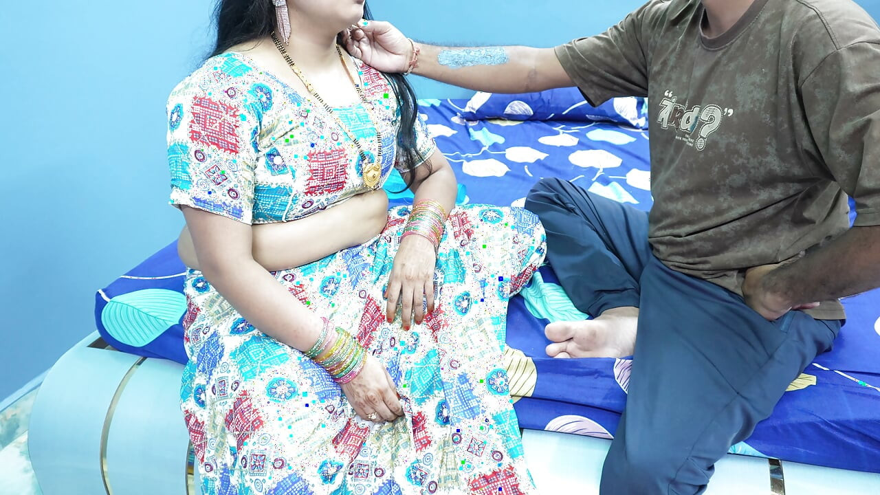 The delivery boy who came to drop off a parcel turned out to be my boyfriend (Hindi audio)