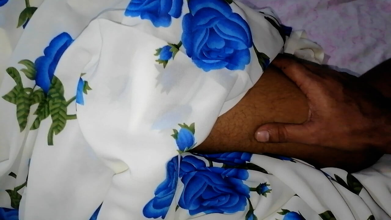 Saree Aunty Wet Pussy Full Body Show
