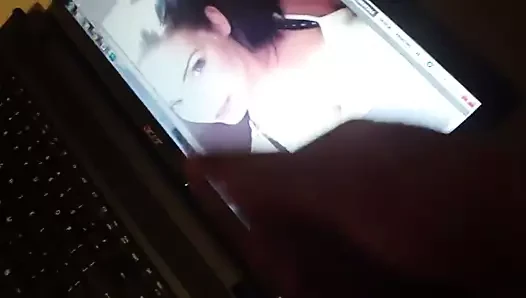 lealeanhornyx'e 1 numaralı saygı duruşu