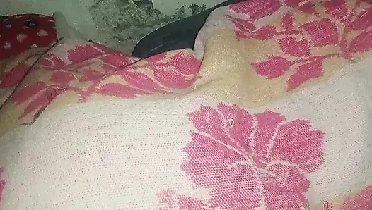 Melecehkan ibu mertua di kamarnya video0305.mp4