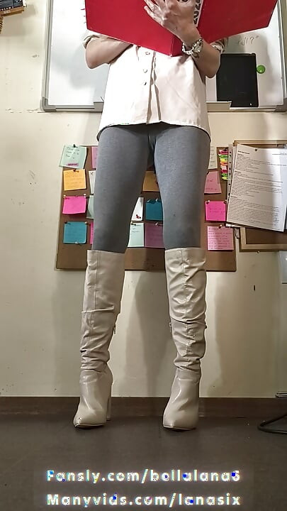 Chorros en mis polainas y botas mientras enseño