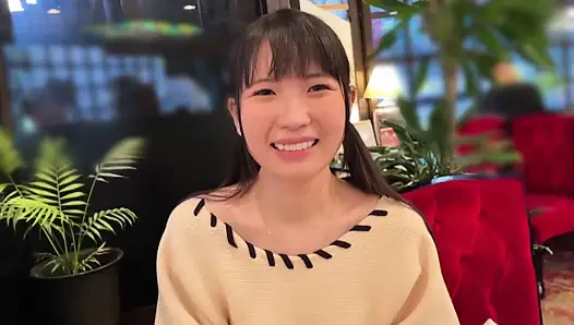 A118F03 A natural, innocent, small-animal-type girl with a lingering innocence! Meeting at a café and moving to a love hotel, starting with a toast and a sneaky filming sex scene!