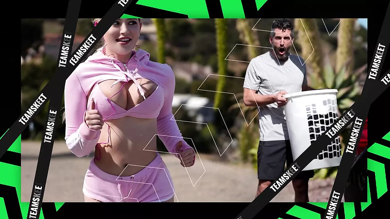 Titty Attack – Big Tits Teen Gave A Hot Boobjob