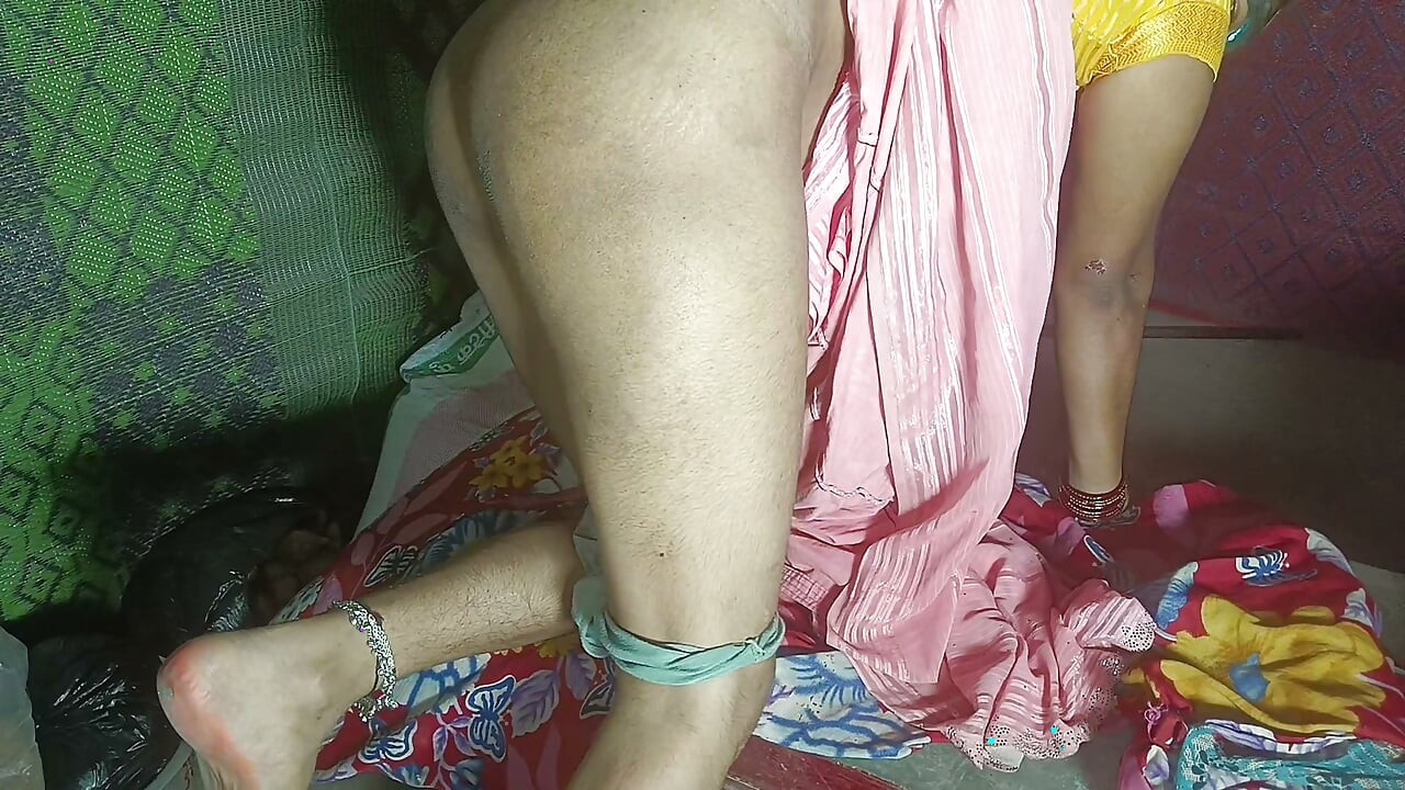 Bur chudai bhabhi-dewar ke land se jab bhabhi ke pati ghar pe nahi tha tab bhabhi apni pyasas devar ke land se bujhhai mein hindi audio mast chudai