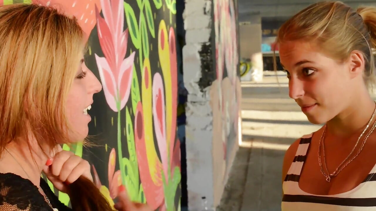 Faceslapping mega slaps - I fight for my place - Domina Mikaela Wolf & slave Natasha Grof