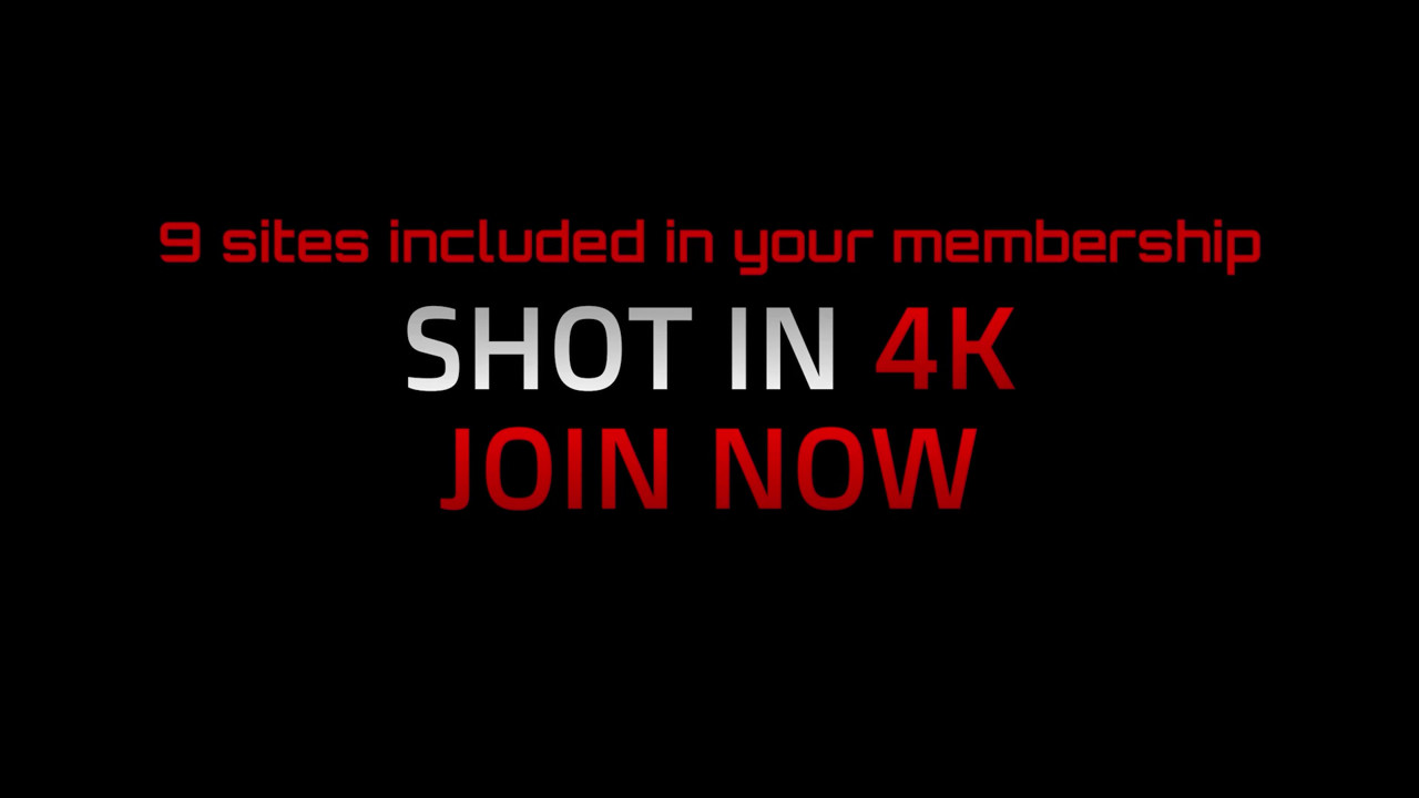 継母がムラムラしすぎて、彼女を激しくファックしなければならなかった