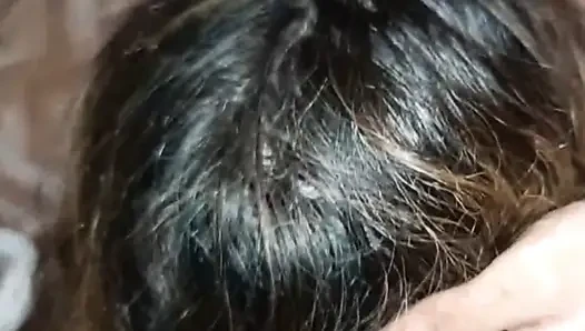 Komşumun büyük poposu olan MILF'iyle tutkulu sert seks yapıyorum