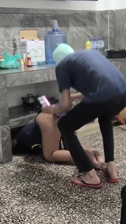 I caressed the cook's buttocks with my penis. I fantasize about fucking her one day. | Clip 1