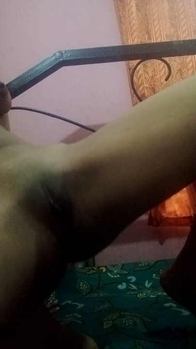 Desi Girl Masturbating, Desi girl sex video,new xxx video, Indian Sex video, girl fingering | Clip 2
