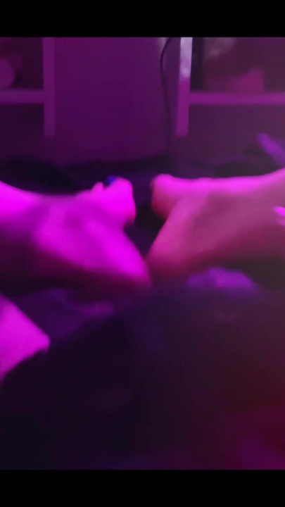 Huge cock jerking off!