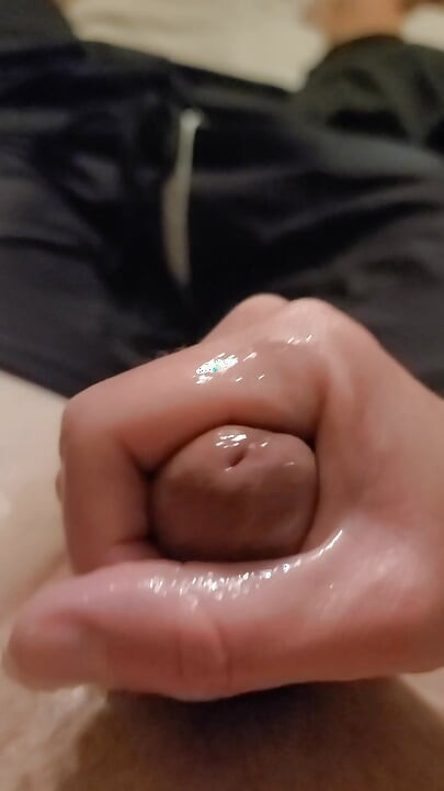 Hot homemade handjob!