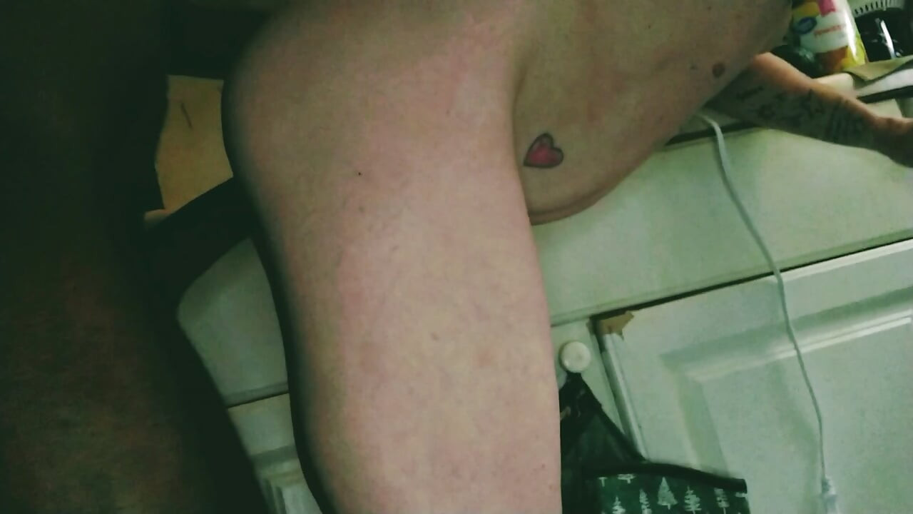 Wife gets pounded in kitchen