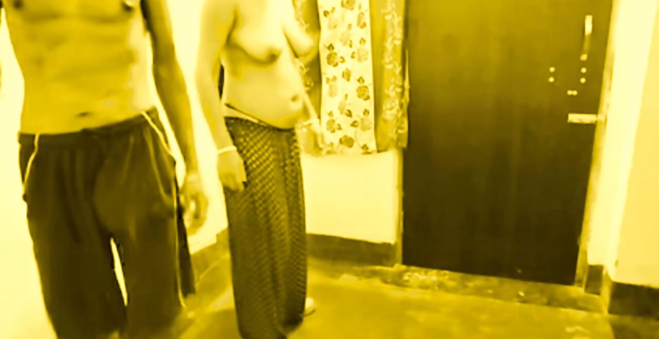 Hot Bhabi come neighbour home for Big black cock fuck..