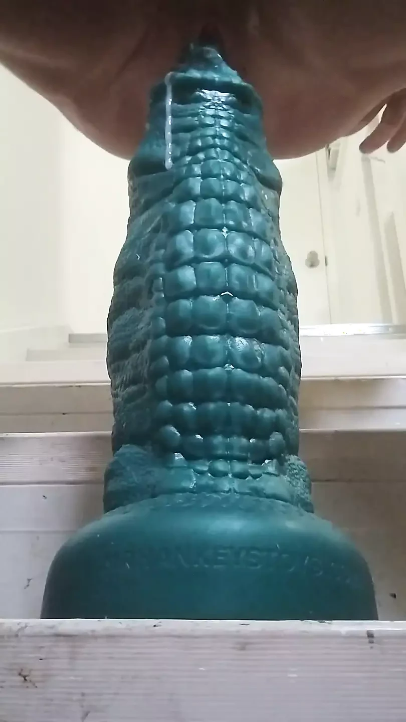 CD Trans Rides Huge Dildo Before Self Fisting