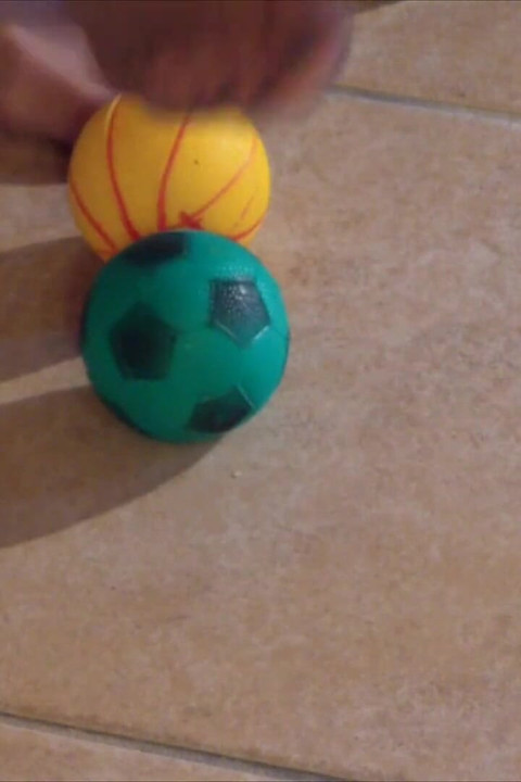 Nyllady Squeezes Rubber Balls Massaging Her Hosed Feet