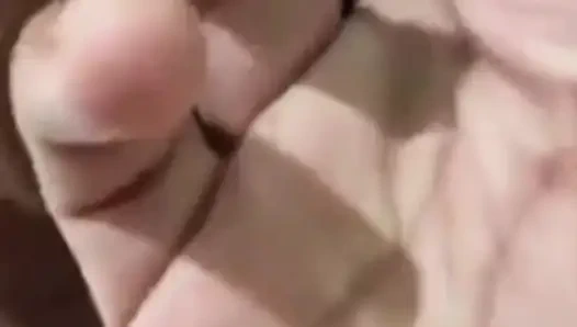 Растираю мой клитор членом