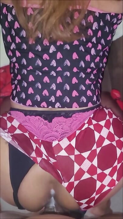 She knows how to do a really beautiful anal gap.