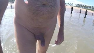 walkind and jerking along the beach