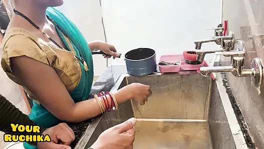 Ruchika Bhabhi Ki Chuchiya Kamal Ki Hain...