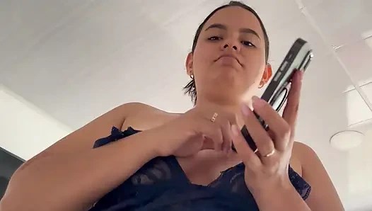 STEPBROTHER LOOK AT MY XXX SEX PICS