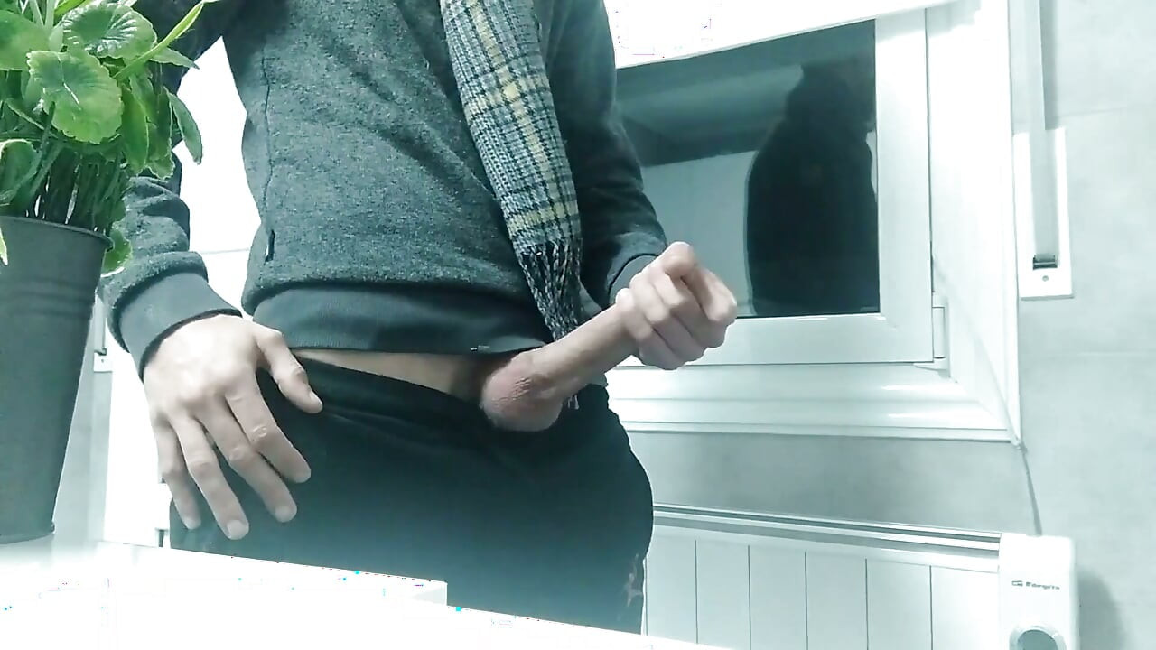 Big Cock Guy with His Scarf, He Is Cold and He Jerks off and Cums to Get Warm
