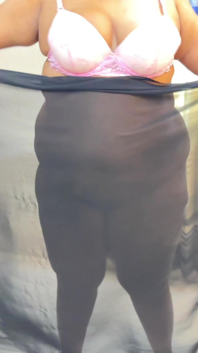 Big Boobs Arab Hot Stepmom without hijab and abaya