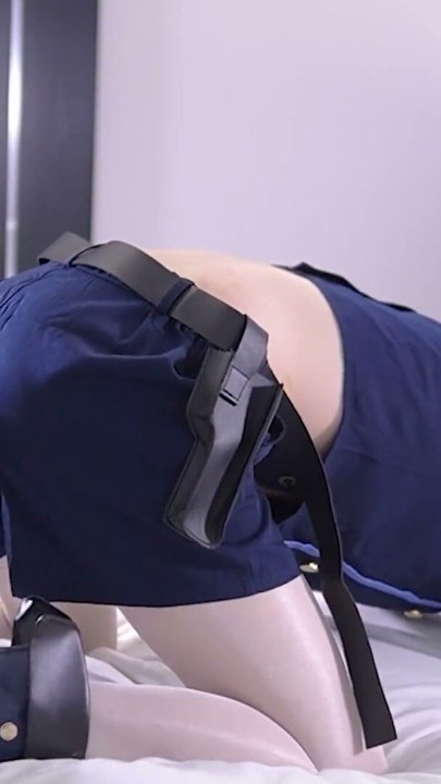 Playing with Sextoys Riding Blue Archive Shupogaki Cosplayer, Asian shemale Hentai Cosplay 10 | Clip 1
