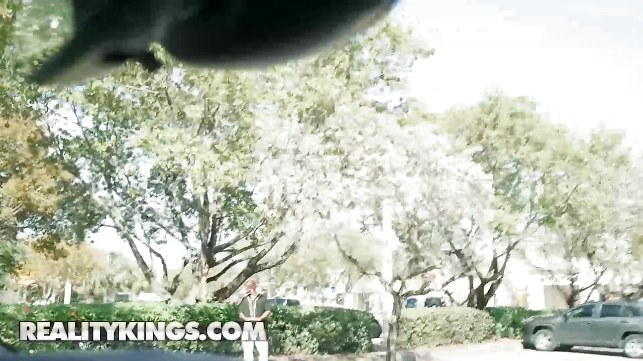 REALITY KINGS - Lucy Foxx Starts The Fun While Brandy Salazar And Kona Jade Keep It Going Outside