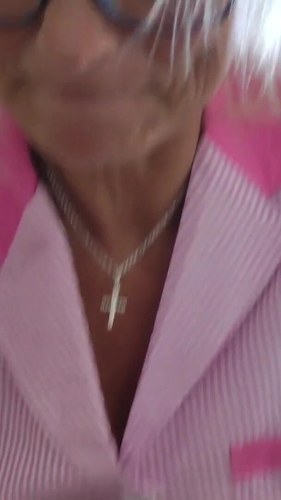 The cleaning squirted all over! | Clip 1