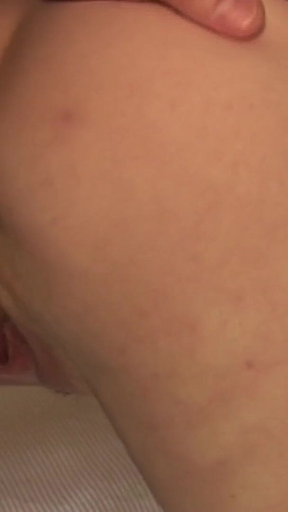Atemberaubender moment von "Milf-ehefrau will harten amateur-analsex"