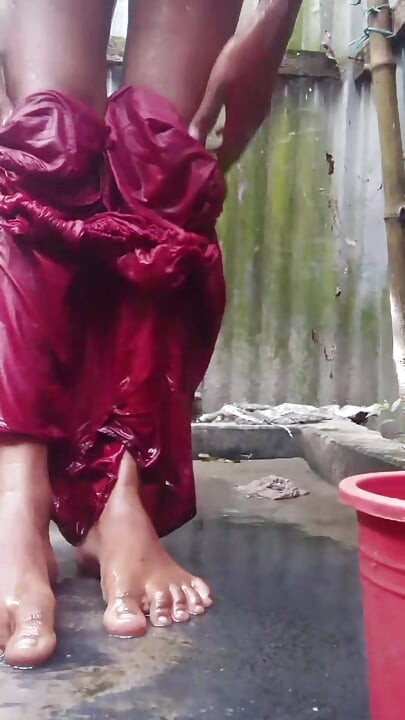 Tôi đã làm tình trong khi tắm