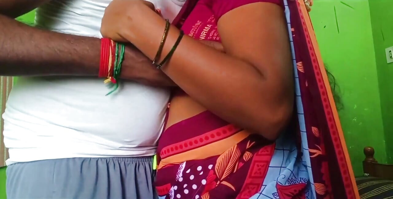 Ammu Remove Saree Romance with Boy Friend