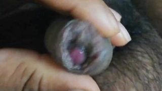 Nieoszlifowany indyjski mały penis przed spermą 007