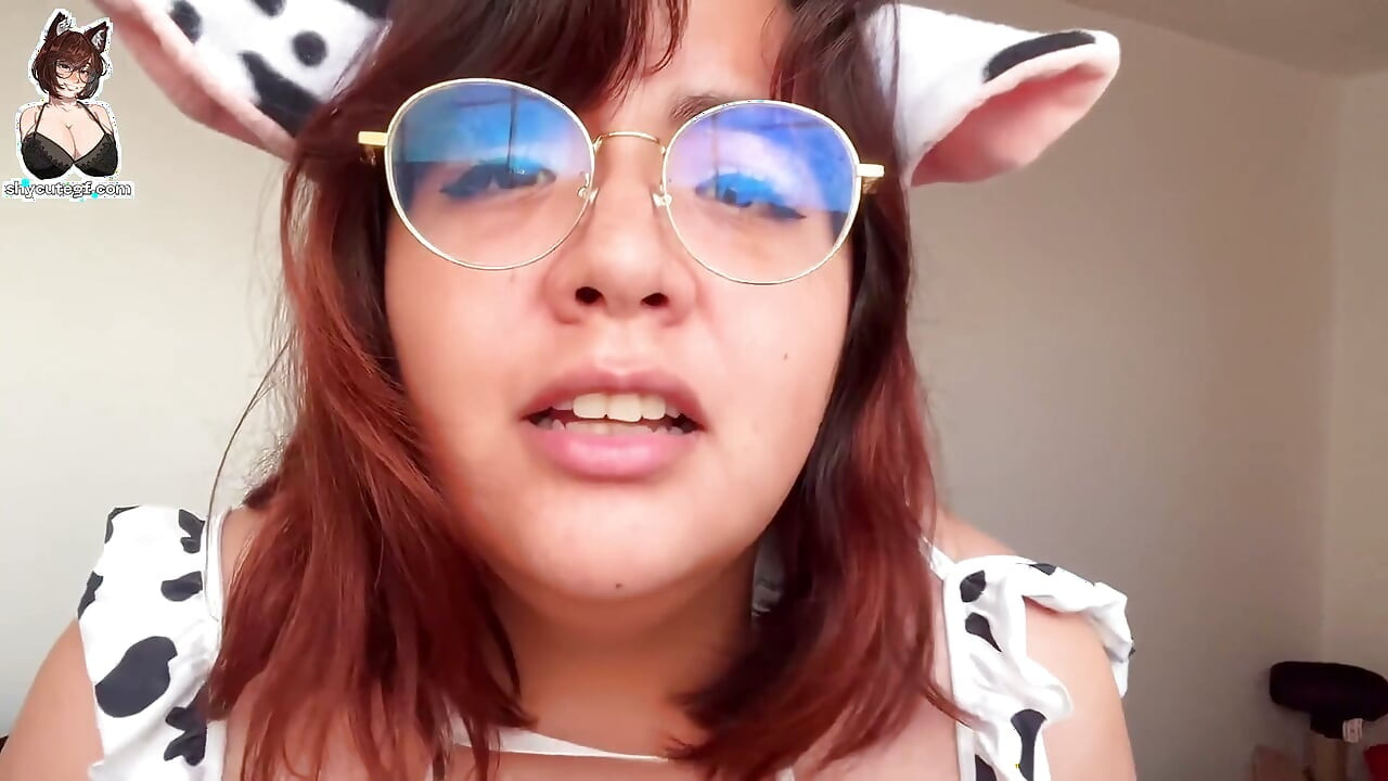 胖女牛仔需要帮助解决她的打疙瘩