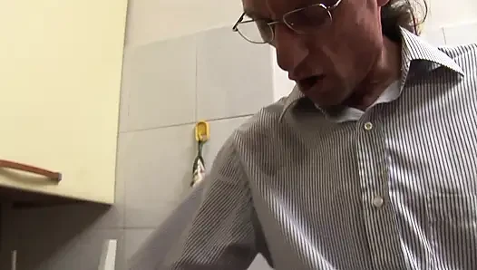 Italian housewife takes a big cock