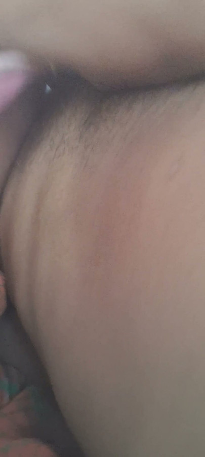 Desi Indian assamese bhabi big boobs with bra and devar pres bhabi big boobs and nial | Klip 1