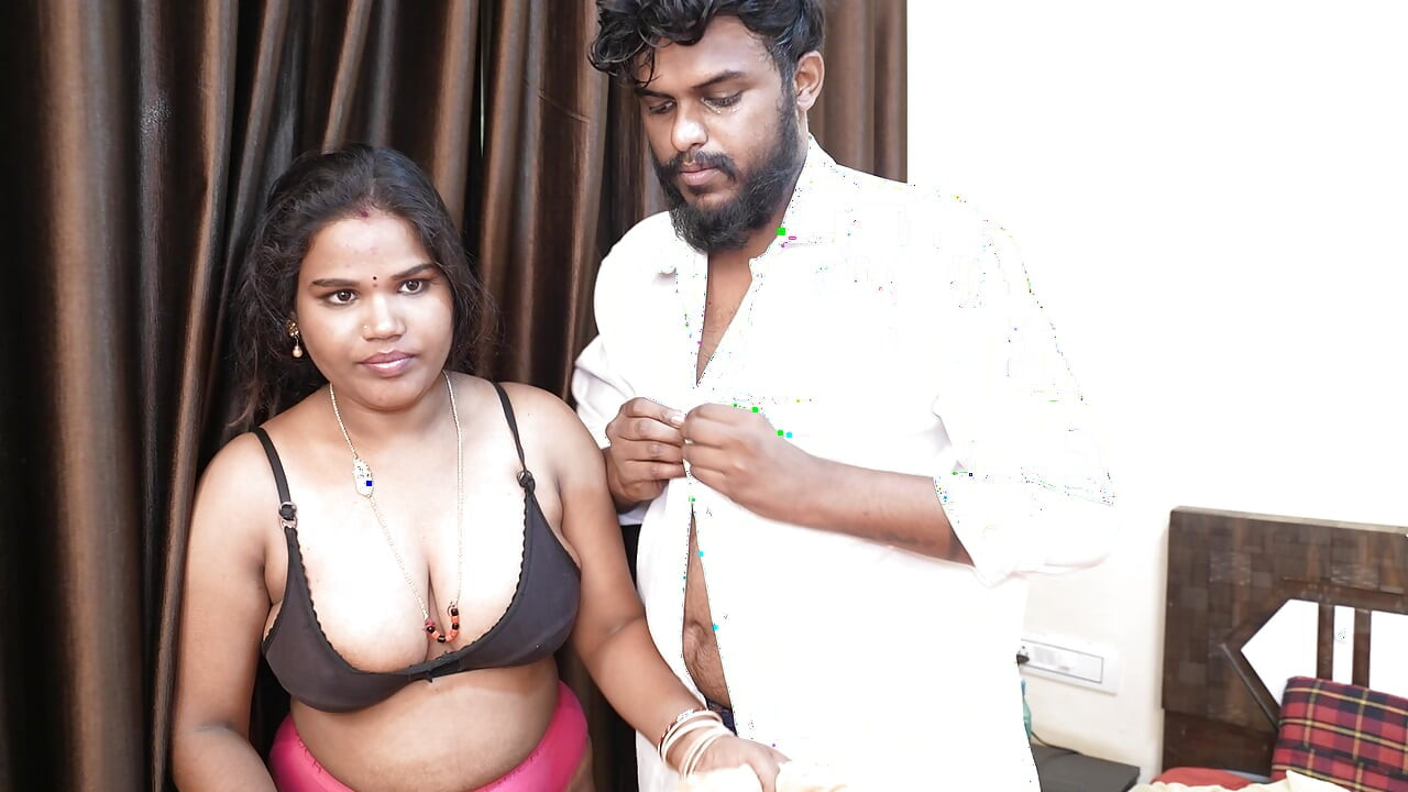 Husband and wife bathing after sex Behind the scene