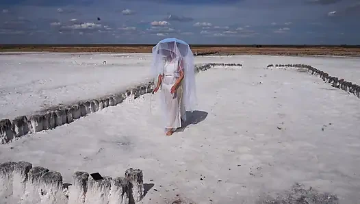 Keheningan cewek kulit putih di salt lake elton