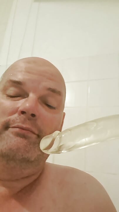 ¿Quién quiere que le chupe el glande?