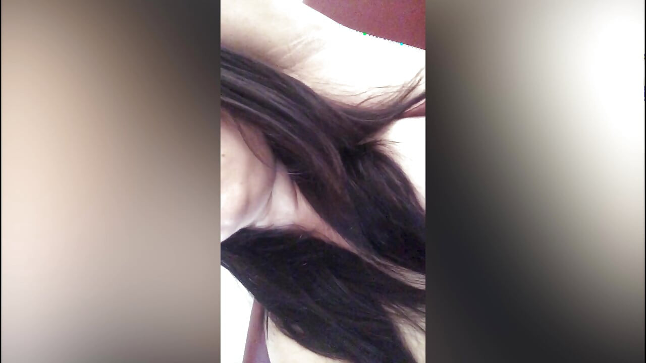 HOTWIFE mexicaba very horny mounting her tits very rich