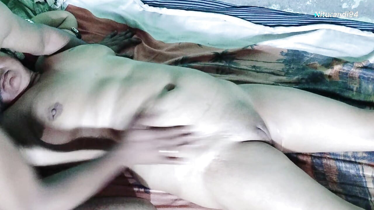 Gorakhpur Village Bhabhi ka charpai par hot sex video