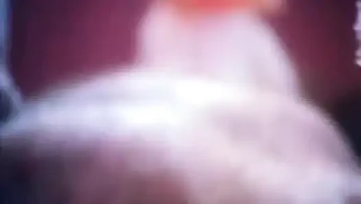 Seks threesome sama tante seksi rambut pendek klasik