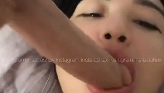 Nyepong kontol enak