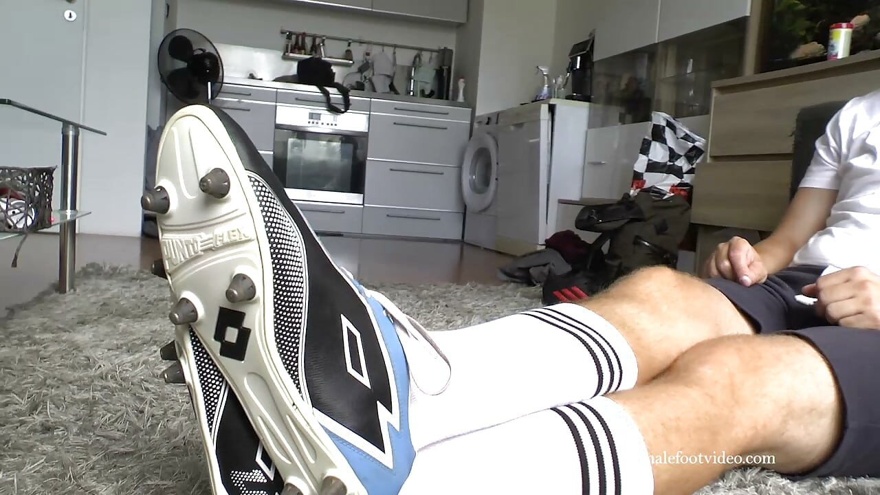 Bearded Footballer Fousek Exhibits Massive Size 45 Soles