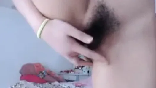Hot Asian girl fingers her squirting pussy