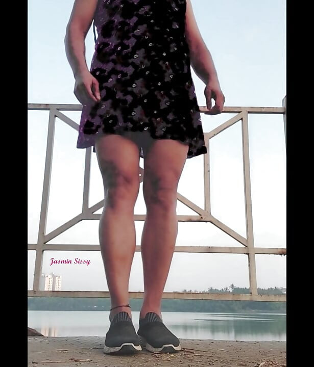 Jasmin Indian CD Trans Flashing Pink Tiny Cock & Huge Ass in Public Lake View Point