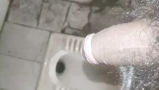 kıllı horoz pissing
